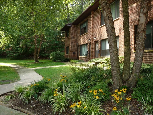 Building Photo - 44 Rte 25A