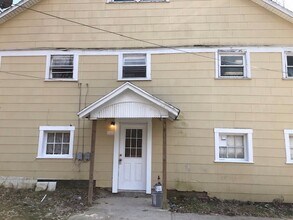 Building Photo - 350 1/2 Hacker Rd