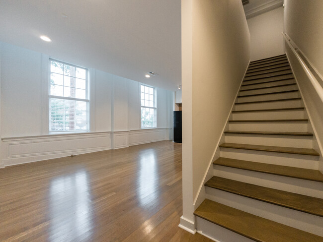 Foto del edificio - 236 S Watkins St