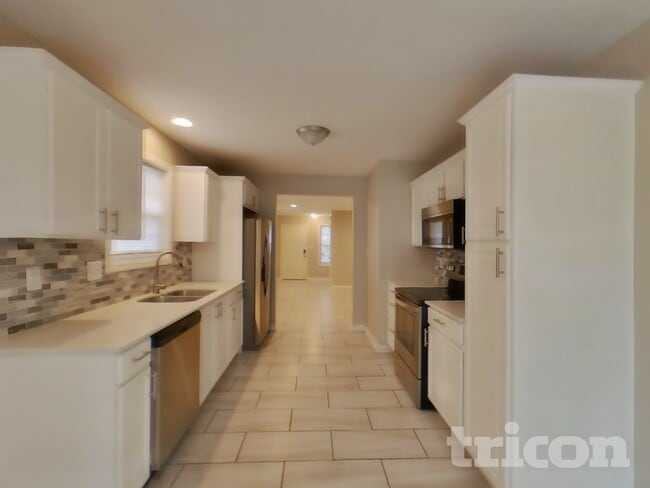 Foto del edificio - 12298 Wolf Run Rd