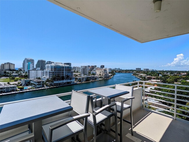 Foto del edificio - 888 Intracoastal Dr