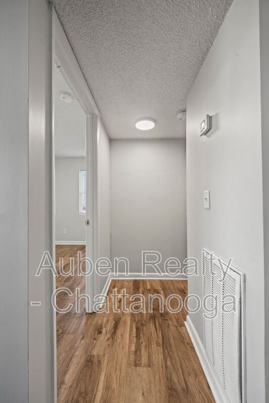 Foto del edificio - 206 Eveningside Dr