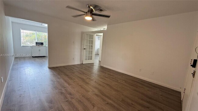 Foto del edificio - 191 NW 17th Ave