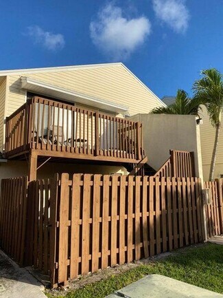 Building Photo - 643 Executive Center Dr
