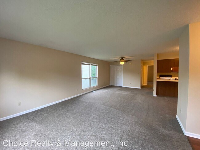 Building Photo - 2 br, 2 bath House - 215 E. Burks Dr.