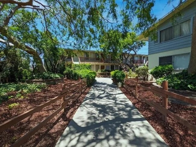 Building Photo - 3600 Carmona Ave