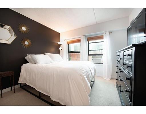 Foto del edificio - 108 Peterborough St