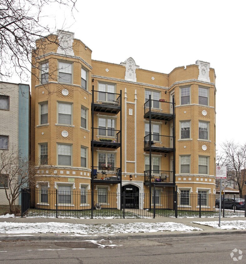 Building Photo - 6054-6056 N Washtenaw Ave