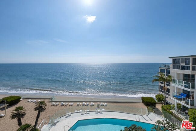 Foto del edificio - 22548 Pacific Coast Hwy