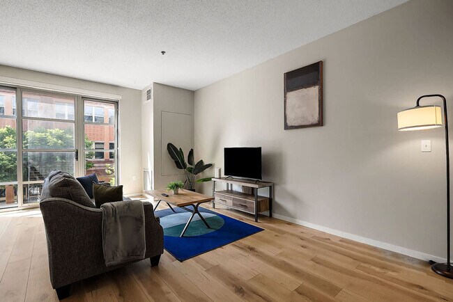 Building Photo - 225 Portland Ave