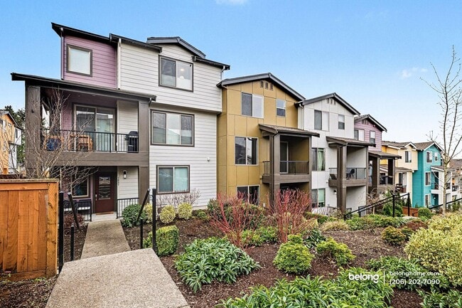 Building Photo - 1049 SW 99th Pl