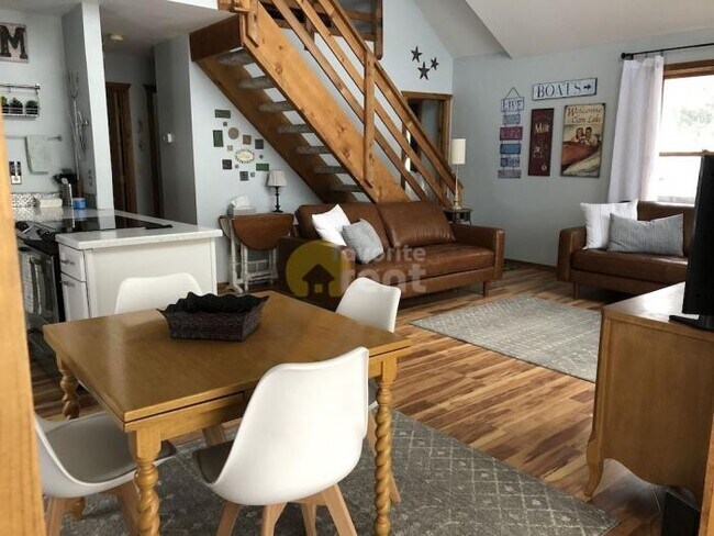 Foto del edificio - 3 bedroom in Bellaire MI 49615