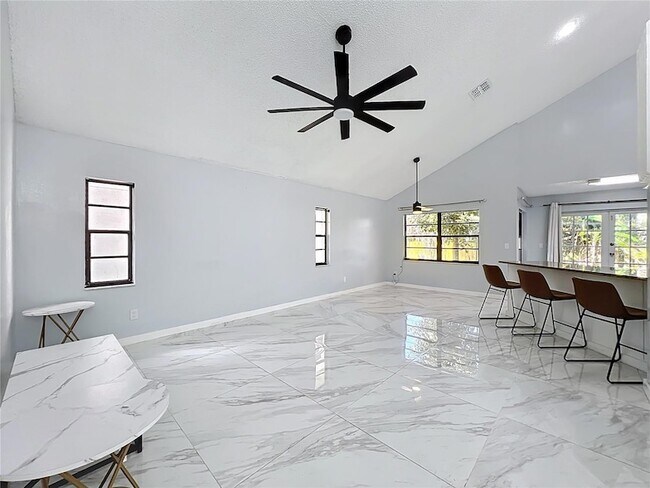 Foto del edificio - 622 Anhinga Rd