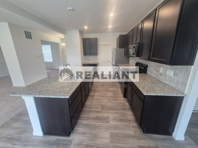 Foto del edificio - 4657 Donegal Ave