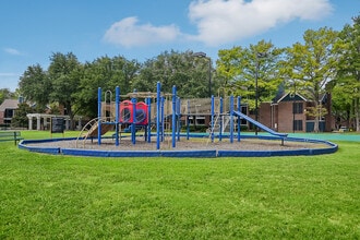 Building Photo - Eastgrove Apartments