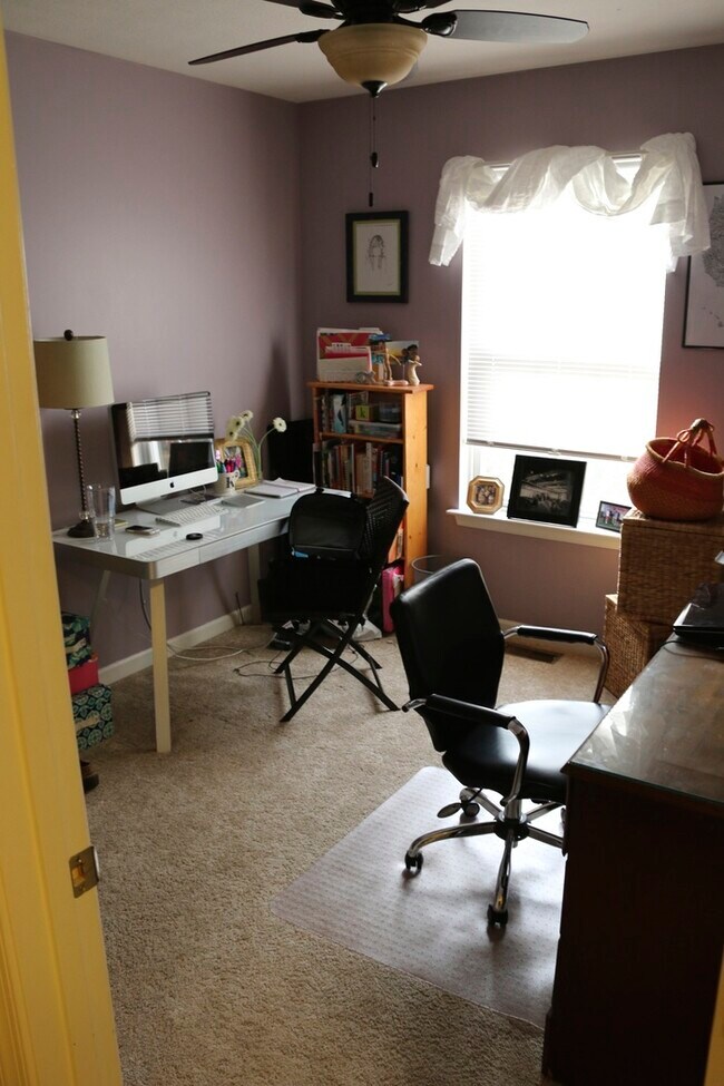 Foto del edificio - 3 Bedroom, 2.5 Bathroom Townhome, Harrison...
