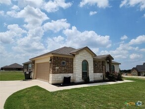 Building Photo - 213 Cammie Dr