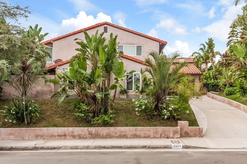 2399 Hercules Dr, Los Angeles, CA 90046 House Rental in Los Angeles