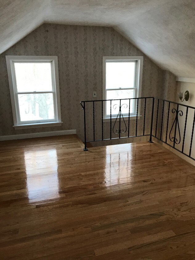 18 Boston St, Middleton, MA 01949 Apartments in Middleton, MA