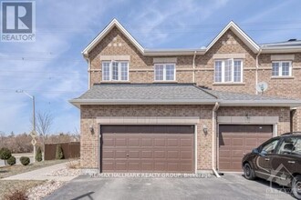 Building Photo - 401 Foxhall Way