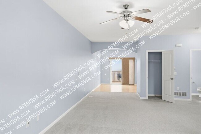 Foto del edificio - 9140 Greenspire Dr