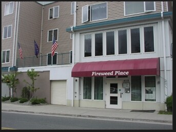 Foto del edificio - Fireweed Place