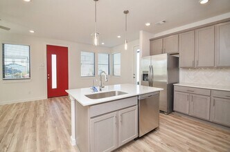 Building Photo - 3249 Loam Ln