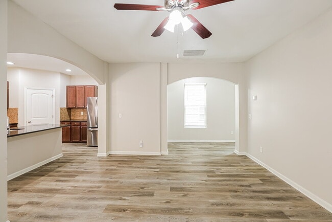 Building Photo - 5163 Rapahoe Trail