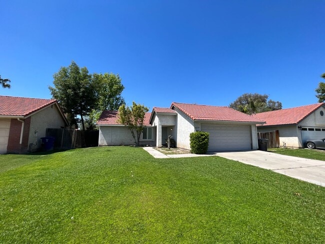 Building Photo - 4717 Tobin Rd