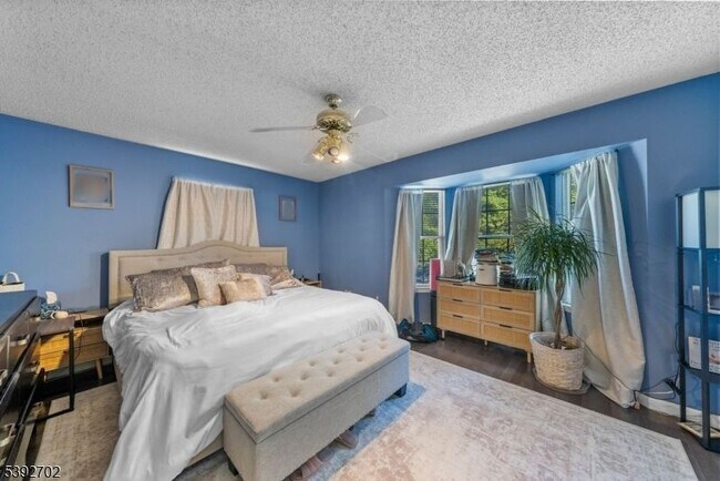 Foto del edificio - 9 Ruby Ct