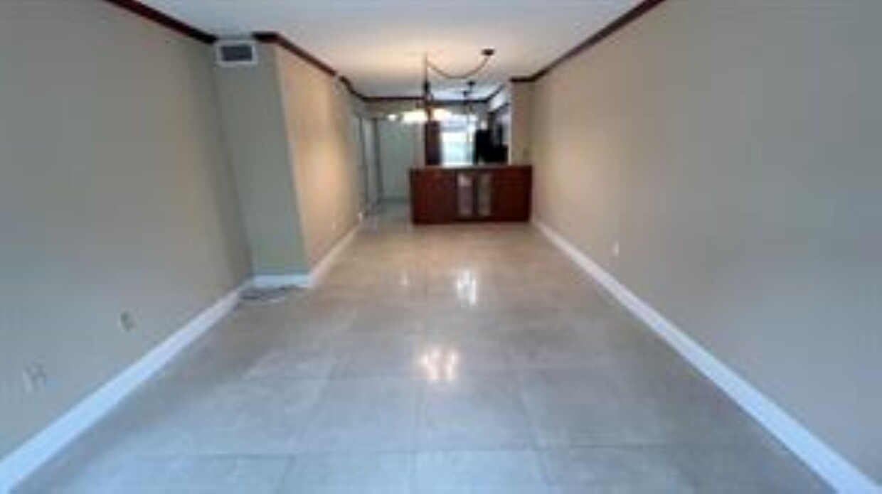 Foto del edificio - 2236 N Cypress Bend Dr