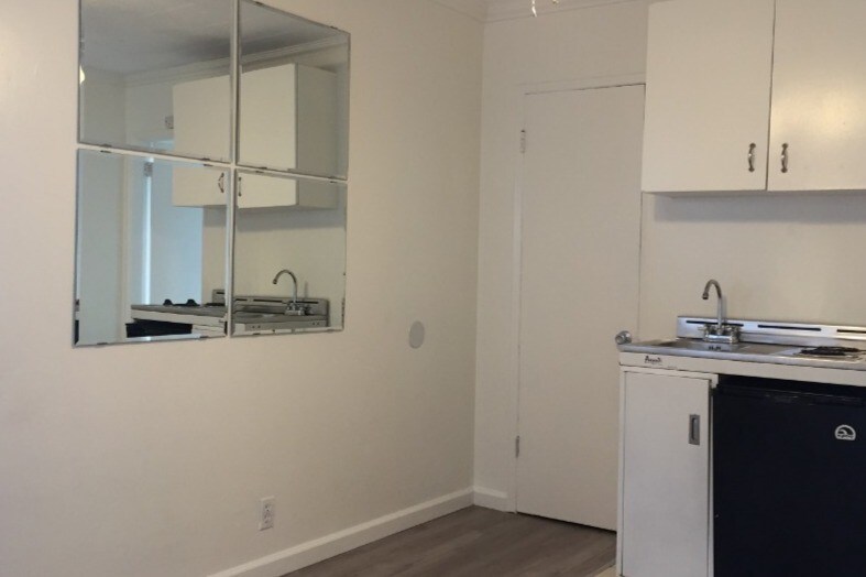 Foto principal - 4375 Lyceum Ave