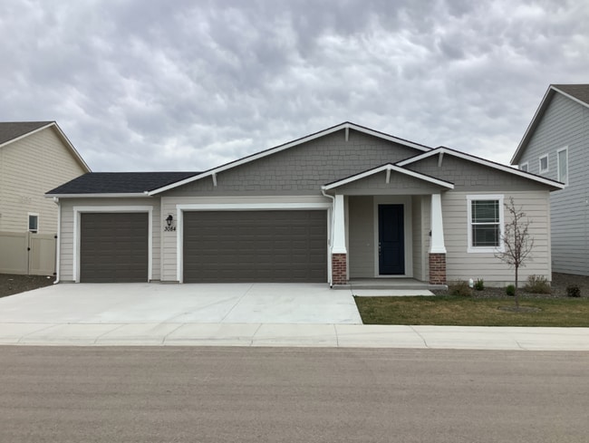 Building Photo - 3084 N Vigo Ave