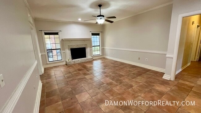 Foto del edificio - 135 Sunnycrest Dr