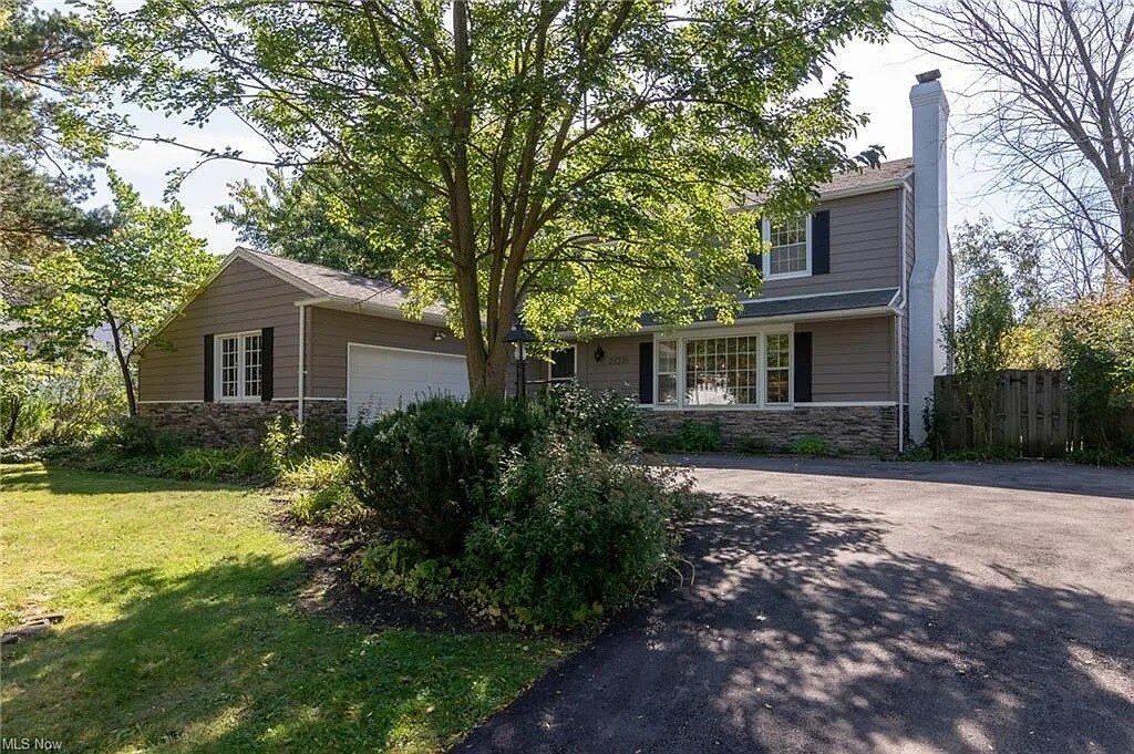 Foto principal - 23276 Lyman Blvd