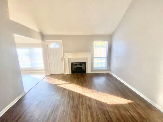 Foto del edificio - Brick Ranch styled home, located in the vibrant community of Pooler, GA