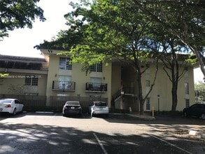 Building Photo - 8500 SW 109th Ave