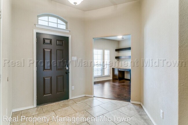 Building Photo - 3 br, 3 bath House - 5014 Armadale Dr.