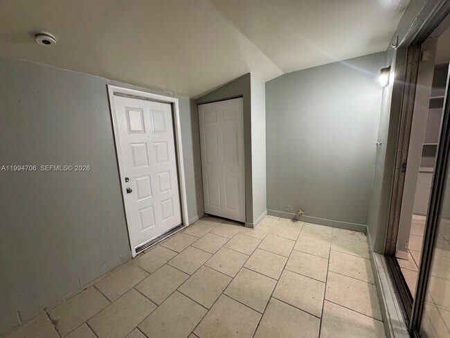 Foto del edificio - 5440 SW 38th Ct