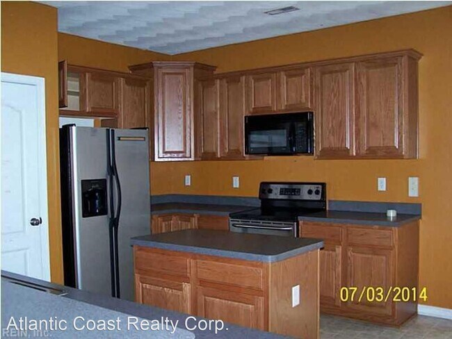 Building Photo - 3 br, 2.5 bath House - 3007 Player Court