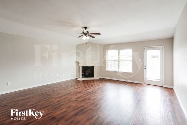 Foto del edificio - 1417 Villa Paloma Blvd