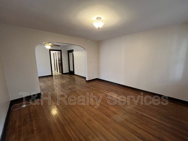 Foto del edificio - 735 N Bancroft St