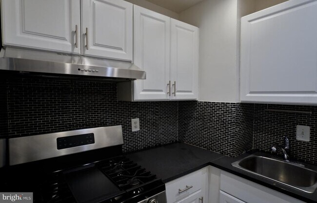 Foto del edificio - 301 I St SW