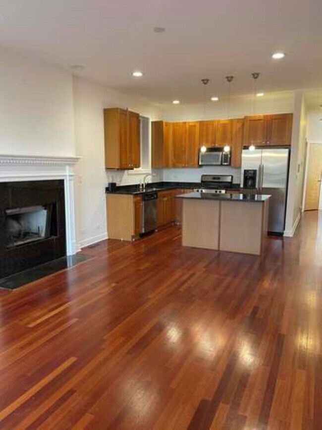 Foto del edificio - 1024 N Honore St