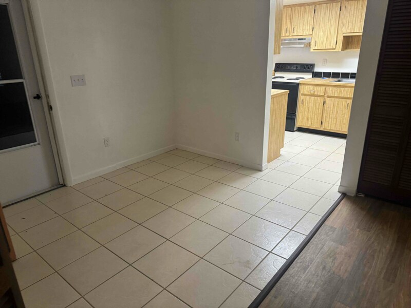 Primary Photo - 1461 Croftwood Dr
