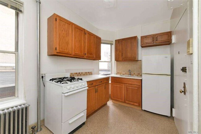 Foto del edificio - 540 W 47th St