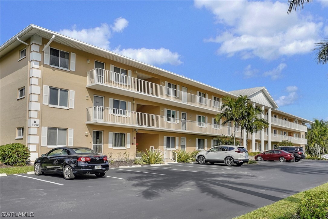 Primary Photo - 3062 Sandpiper Bay Cir