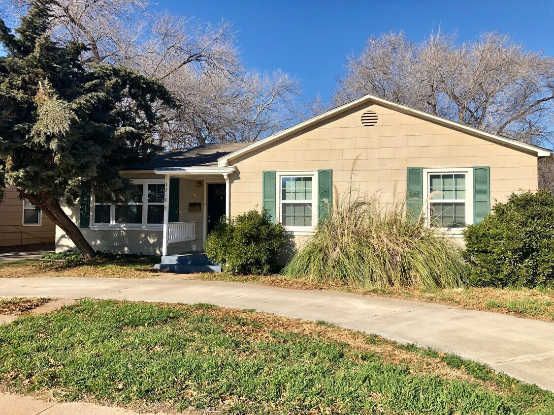 Foto principal - 3310 28th St