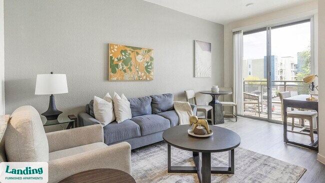 Foto del edificio - 1811 E Apache Blvd