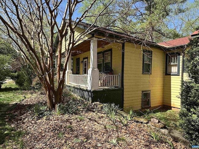Building Photo - 6324 Schoolhouse Hill